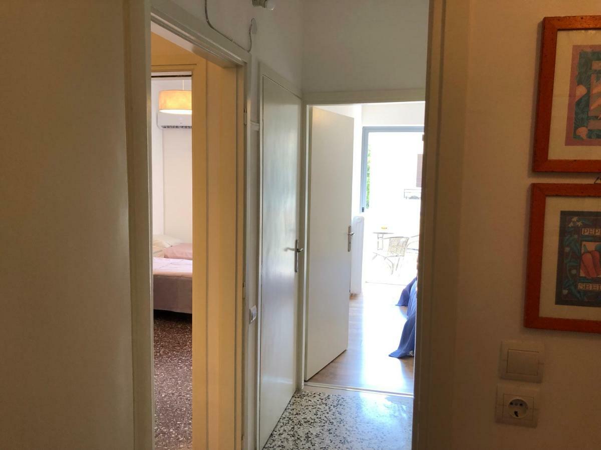 Metaxourgio Spacious Two Bedroom Apartment Athens Exterior photo